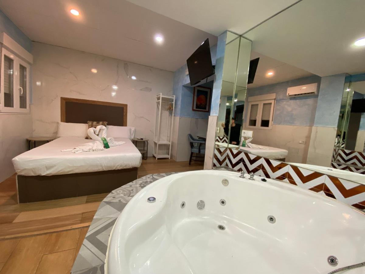 Double Room Spa Bath