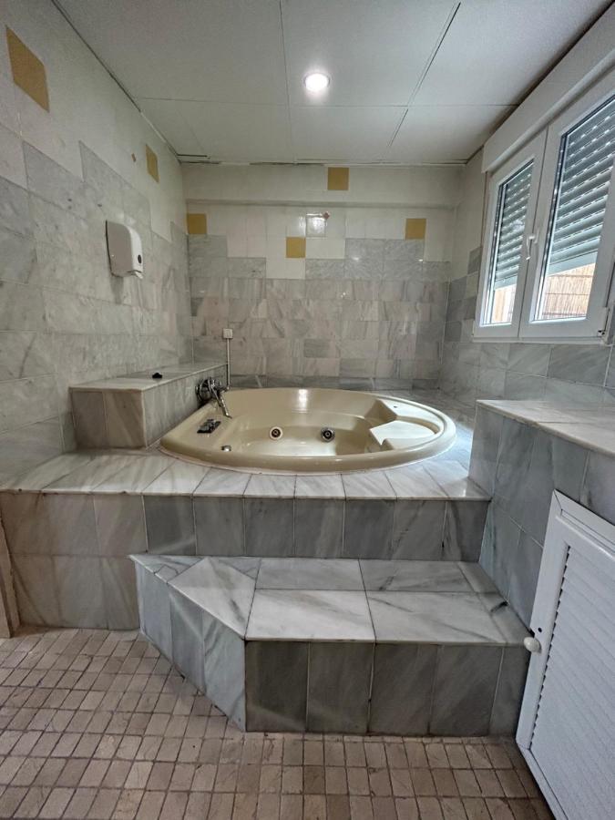 Double Room Spa Bath
