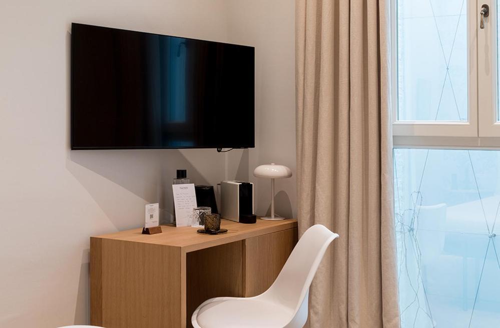 Single Room,1588549398:JPEG