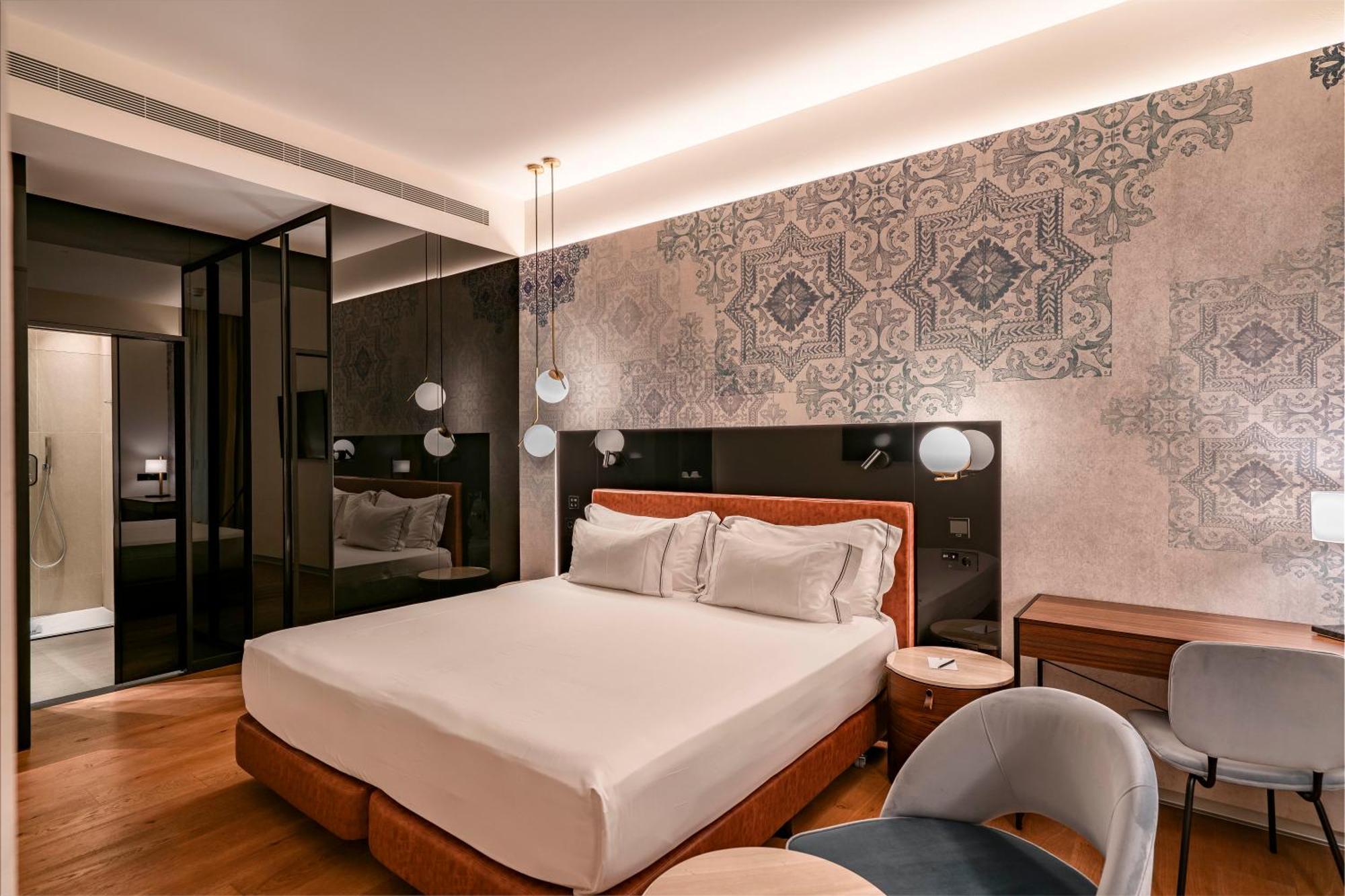 Unuk Connected Room