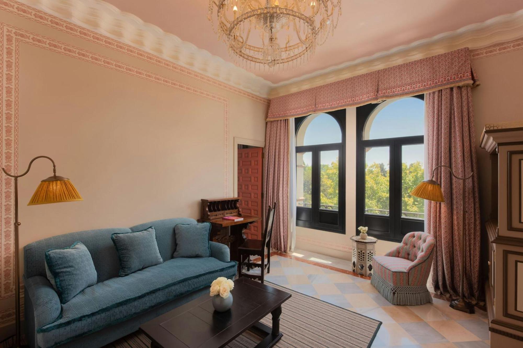 Deluxe Suite Twin