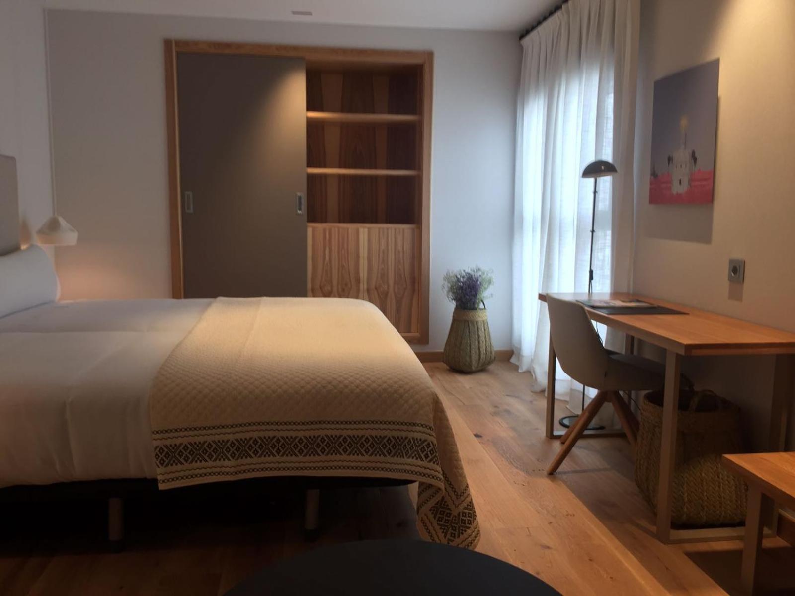 Double or Twin Room,1207676806:JPEG