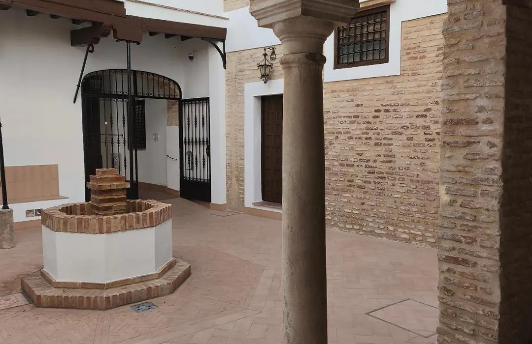 Hospedería Monasterio de San Leandro-1