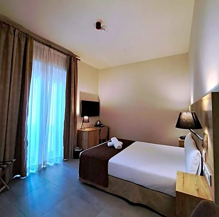 Hotel AV la Florida-1