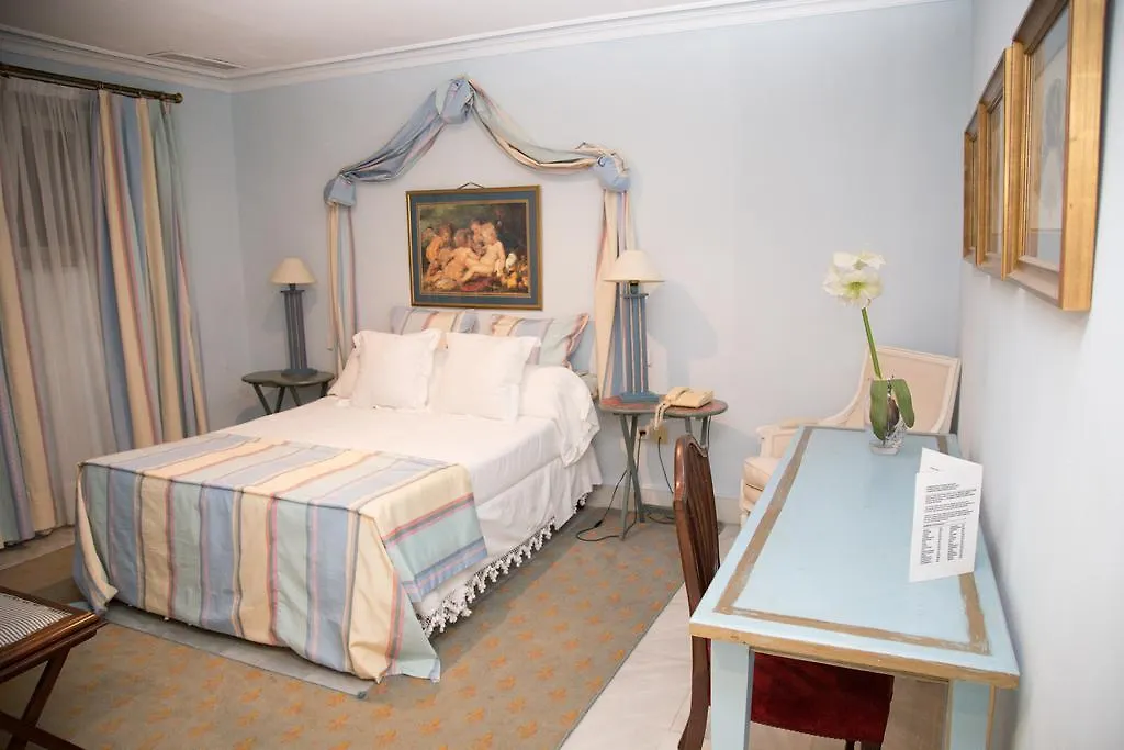 Villa De La Palmera-1