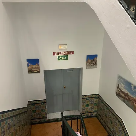 Hostal Alcobia-3