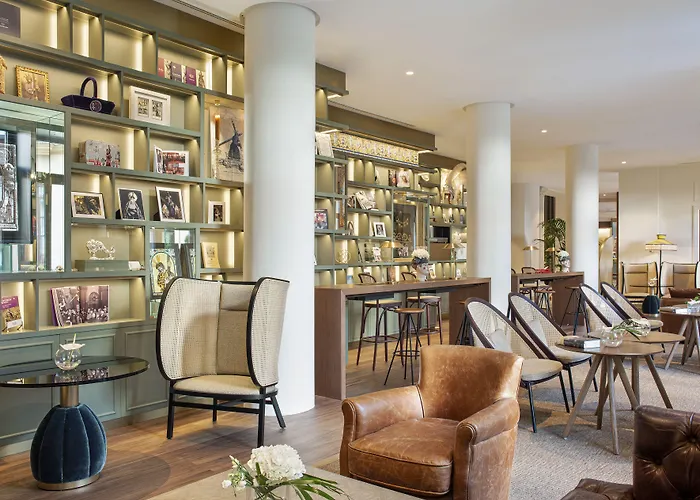 Hotel Colón Gran Meliá - The Leading Hotels of the World