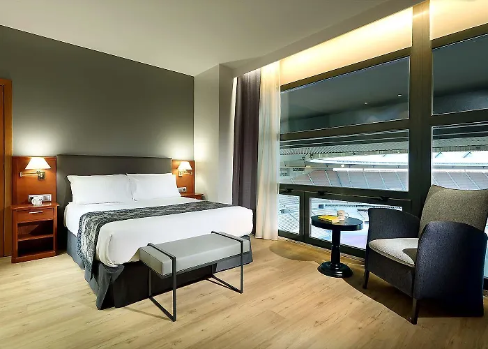 Hoteles SevillaExe Isla Cartuja